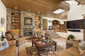Ski-In Ski-Out Luxury in the Heart of Snowmass by The Woodrun V Townhouses